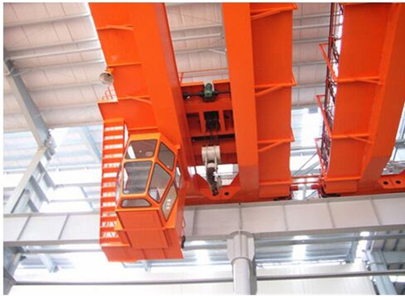 电动双梁桥式起重机(图1)